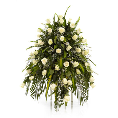 Ramo de 3 Puntas con Rosas Blancas - Diseño Descanso Ramo de 3 Puntas con Rosas Blancas - Diseño Descanso