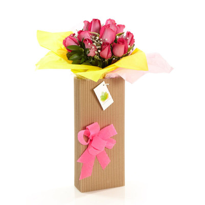 Caja de 18 Rosas Rojas - Diseño Cami Caja de 18 Rosas Rojas - Diseño Cami