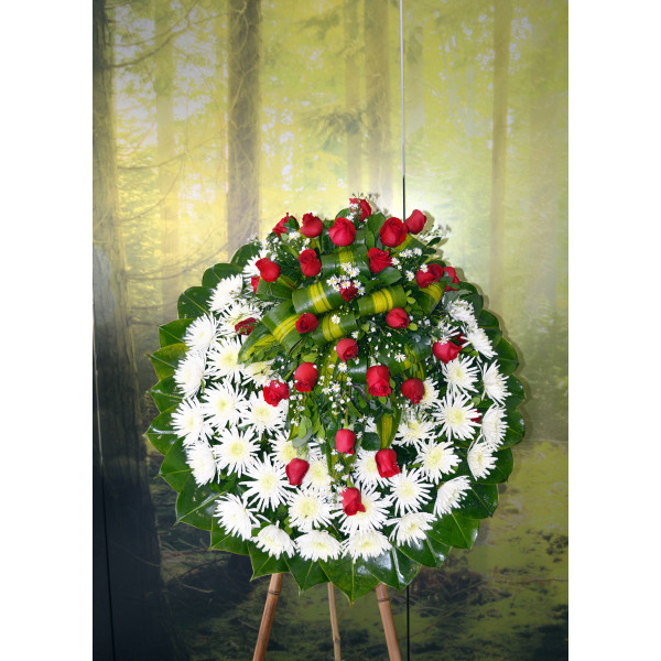Corona Fúnebre en flores blancas y rosas rojas