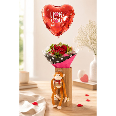 Caja de 24 Rosas con Globo, Peluche y Chocolates -  Amor Verdadero | Enflores