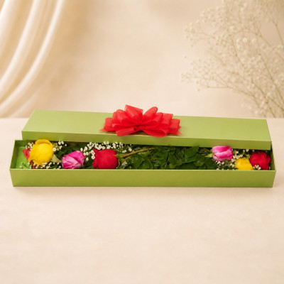 Caja de 6 Rosas Surtidas